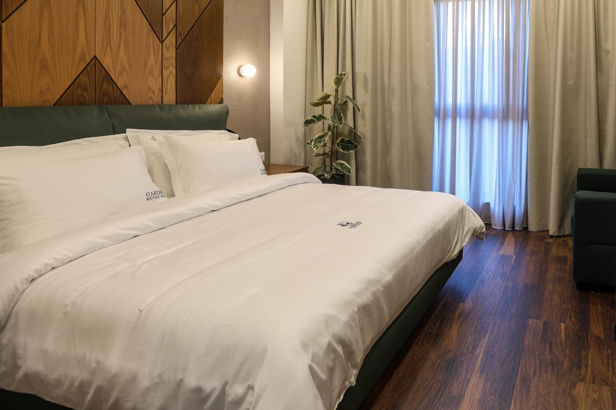 Garden Boutique Hotel Tirana Kültér fotó